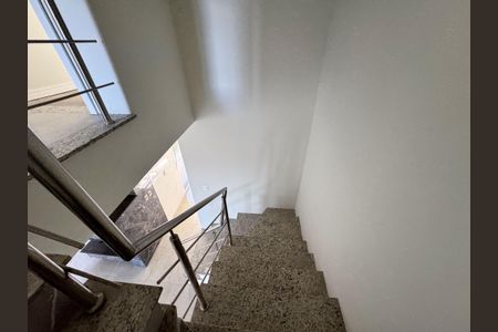 Casa à venda com 129m², 3 quartos e 2 vagasCorredor