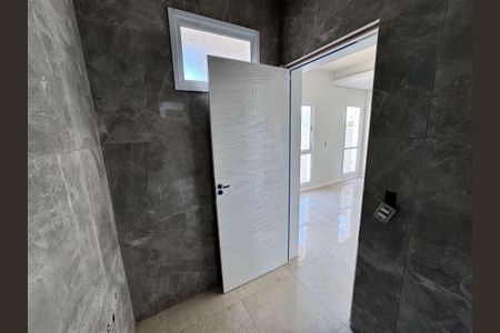 Casa à venda com 129m², 3 quartos e 2 vagasBanheiro