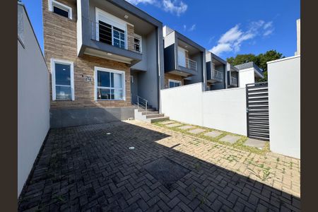 Casa à venda com 129m², 3 quartos e 2 vagasFachada