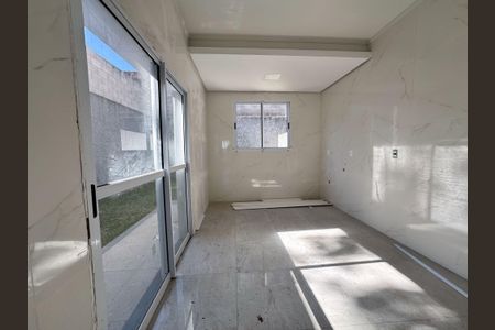 Casa à venda com 129m², 3 quartos e 2 vagas Casa à venda com 129m², 3 quartos e 2 vagasCozinha