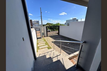 Casa à venda com 129m², 3 quartos e 2 vagas Casa à venda com 129m², 3 quartos e 2 vagasÁrea comum