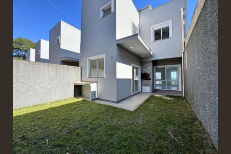 Casa à venda com 129m², 3 quartos e 2 vagas Casa à venda com 129m², 3 quartos e 2 vagasÁrea comum