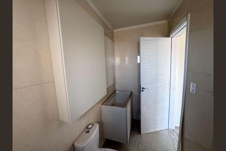 Casa à venda com 129m², 3 quartos e 2 vagasBanheiro Suíte 1