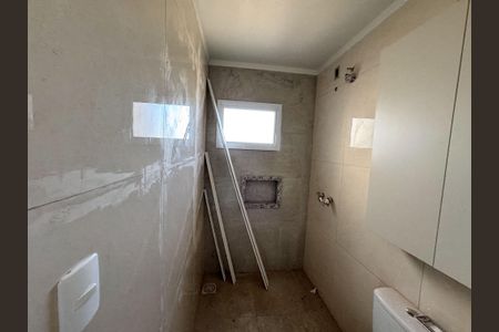 Casa à venda com 129m², 3 quartos e 2 vagasBanheiro Suíte 1