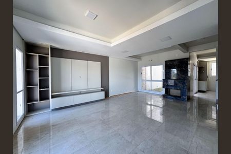 Casa à venda com 129m², 3 quartos e 2 vagasÁrea comum