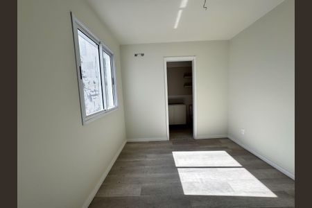 Casa à venda com 129m², 3 quartos e 2 vagasSuíte 2