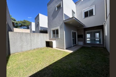 Casa à venda com 129m², 3 quartos e 2 vagasÁrea comum