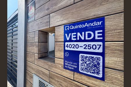 Casa à venda com 129m², 3 quartos e 2 vagasPlaquinha 