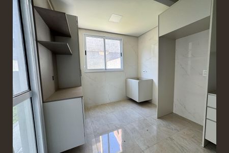 Casa à venda com 129m², 3 quartos e 2 vagasCozinha 