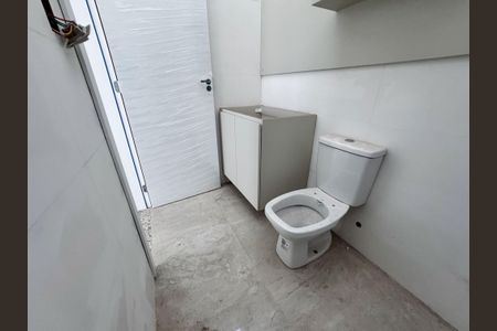 Casa à venda com 129m², 3 quartos e 2 vagasBanheiro Suíte 3