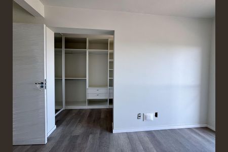 Casa à venda com 129m², 3 quartos e 2 vagasSuíte 1