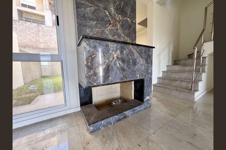 Casa à venda com 129m², 3 quartos e 2 vagasSala