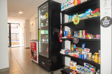 Apartamento para alugar com 28m², 1 quarto e sem vagaÁrea comum - Loja de conveniência