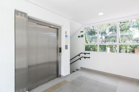 Apartamento para alugar com 32m², 2 quartos e sem vagaÁrea comum / Entrada