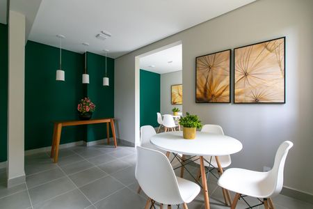 Apartamento para alugar com 32m², 2 quartos e sem vagaÁrea comum - Salão de festas