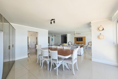 Apartamento para alugar com 180m², 3 quartos e 1 vagaSala