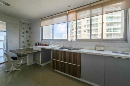 Apartamento para alugar com 180m², 3 quartos e 1 vagaCozinha