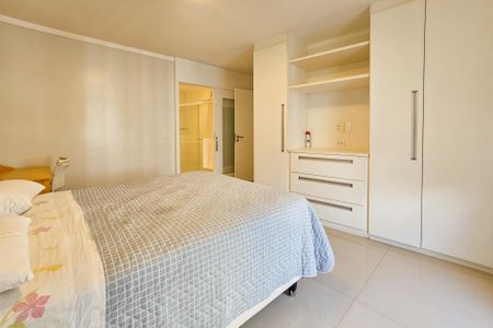 Apartamento para alugar com 180m², 3 quartos e 1 vagaSuíte 1