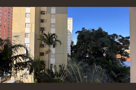 Apartamento à venda com 96m², 3 quartos e 1 vaga Apartamento à venda com 96m², 3 quartos e 1 vagaVista da Sacada