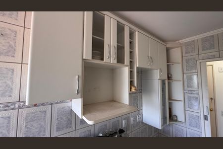 Apartamento à venda com 96m², 3 quartos e 1 vaga Apartamento à venda com 96m², 3 quartos e 1 vagaCozinha - Armários