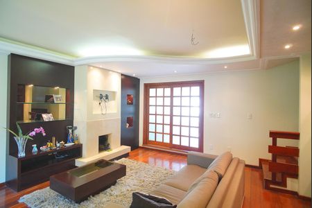 Casa à venda com 313m², 4 quartos e 4 vagasSala de Estar