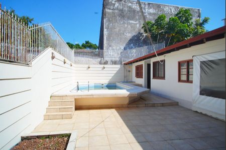 Casa à venda com 313m², 4 quartos e 4 vagasPiscina e Quintal