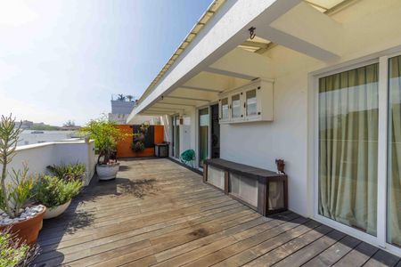 Apartamento à venda com 262m², 2 quartos e 2 vagasVaranda da Suíte