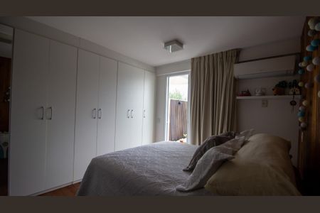 Apartamento à venda com 262m², 2 quartos e 2 vagasSuíte 1