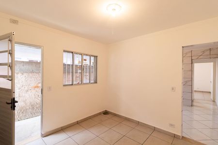 Casa à venda com 66m², 2 quartos e 2 vagas Casa à venda com 66m², 2 quartos e 2 vagasSala