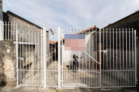 Casa à venda com 66m², 2 quartos e 2 vagas Casa à venda com 66m², 2 quartos e 2 vagasFachada