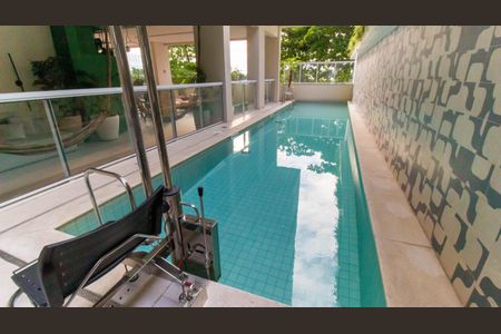 Apartamento à venda com 77m², 2 quartos e 2 vagasÁrea comum