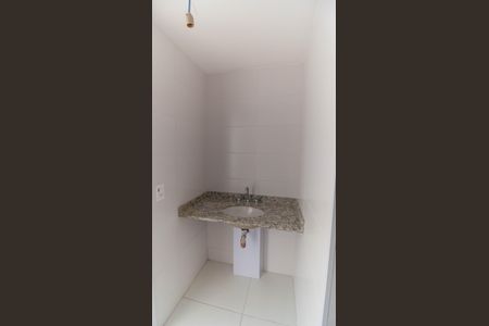 Apartamento à venda com 77m², 2 quartos e 2 vagasBanheiro