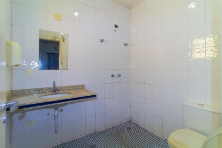 Casa à venda com 140m², 3 quartos e 3 vagasBanheiro 2