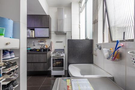 Apartamento à venda com 70m², 2 quartos e 1 vaga Apartamento à venda com 70m², 2 quartos e 1 vagaÁrea de Serviço