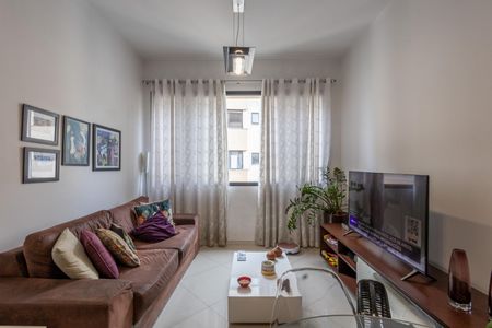 Apartamento à venda com 70m², 2 quartos e 1 vaga Apartamento à venda com 70m², 2 quartos e 1 vagaSala