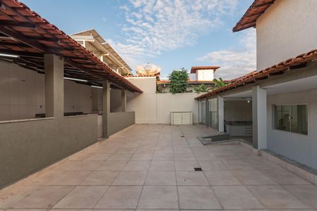 Casa para alugar com 210m², 4 quartos e 3 vagasQuintal
