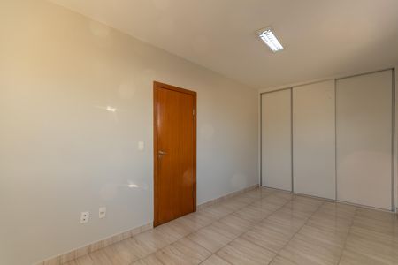 Casa para alugar com 210m², 4 quartos e 3 vagasQuarto 3