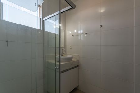 Casa para alugar com 210m², 4 quartos e 3 vagasBanheiro Social 1