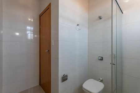 Casa para alugar com 210m², 4 quartos e 3 vagasBanheiro Social 1