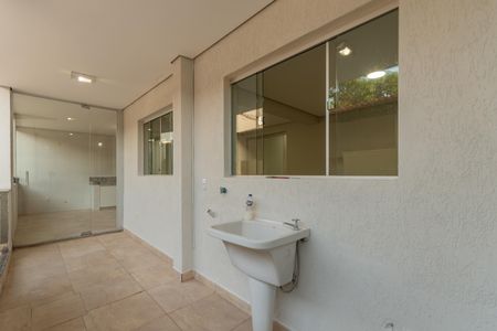 Casa para alugar com 210m², 4 quartos e 3 vagasÁrea de Serviço