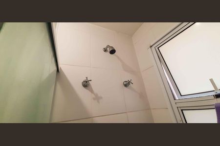 Apartamento para alugar com 72m², 2 quartos e 1 vagaBanheiro