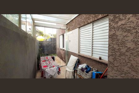 Apartamento para alugar com 72m², 2 quartos e 1 vagaVaranda 