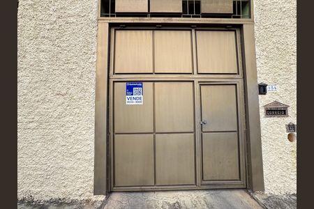 Casa à venda com 280m², 3 quartos e 6 vagas