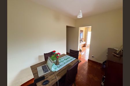 Casa à venda com 280m², 3 quartos e 6 vagas