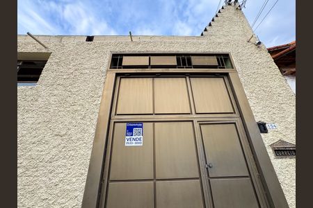 Casa à venda com 280m², 3 quartos e 6 vagas