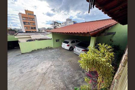Casa à venda com 280m², 3 quartos e 6 vagas Casa à venda com 280m², 3 quartos e 6 vagasVaranda da Sala