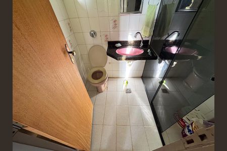 Casa à venda com 280m², 3 quartos e 6 vagas Casa à venda com 280m², 3 quartos e 6 vagasBanheiro