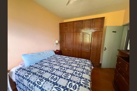 Casa à venda com 280m², 3 quartos e 6 vagas Casa à venda com 280m², 3 quartos e 6 vagasQuarto 3