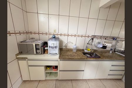 Casa à venda com 280m², 3 quartos e 6 vagas