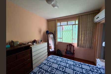 Casa à venda com 280m², 3 quartos e 6 vagas Casa à venda com 280m², 3 quartos e 6 vagasQuarto 3